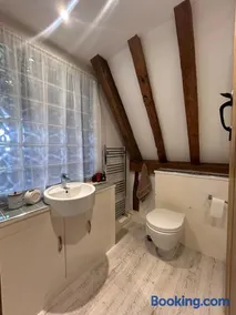 Heritage Cottage with a Pool - Image 3