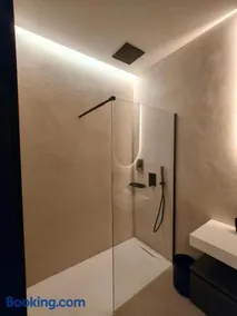 Castelar Urban Suites - Image 4