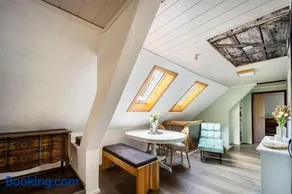 Charmant appartement de vacances adapté aux familles avec internet haut débit, barbecue et terrasse | Vue jardin - Image 5