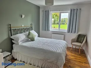 Guest Suite in County Limerick - Image 5