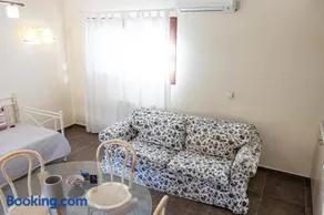 Naiad Sea View Studio - Image 3