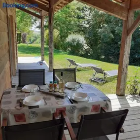 Chalet Cèdre - Piscine privée et Jacuzzi privatif dans le Gers - Image 3