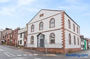 Sandgate Chapel - Self Check In Apartments - Image 1