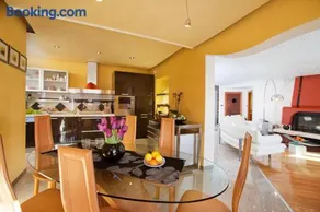 Villa Rosa - Image 1