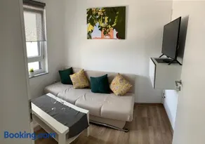 Main Boarding House - Image 2