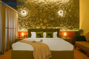 Stay XO - A Luxurious 3BHK Villa in Panchkula - Image 4