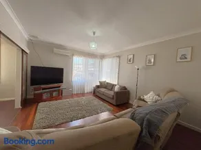 Stewarts House - Image 4
