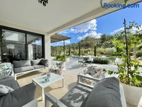 Villa Loupaia - Luxury - Pool - Gym - Sauna - Image 2