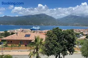Studio équipé vue mer - Image 1