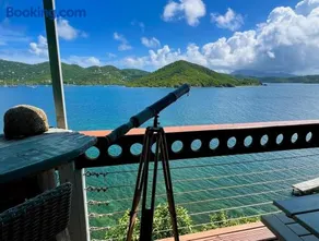 Cliffhanger - Oceanfront Simple Luxury with Endless Blue Views - Image 5