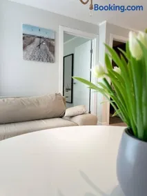 Three By The Sea apartments at Albatross Home - Image 4