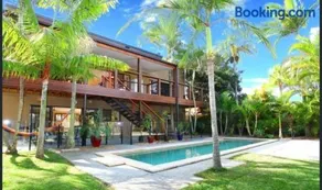 Gold Coast International Student House - Image 1
