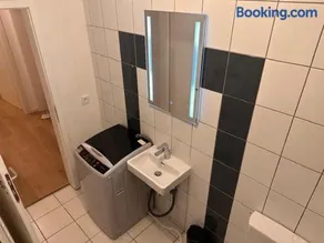 2 Zimmer Appartment für 4 Personen mit Küche und Duschbad - Image 4