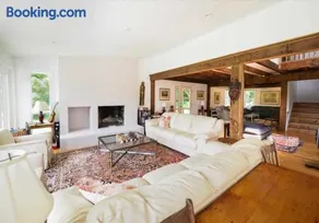 Luxury Berkshire Retreat with Pool and Hot Tub and Sleeps 18 - Image 2