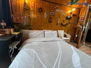 Private Garden Suite with Exclusive Living Room - Shared Home - Image 2