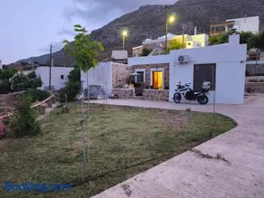 Tsitsinos Village Cottage - Image 2