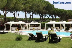 Hotel Velcamare - Image 2