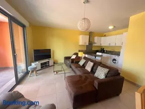 Appartement de vacances climatisé avec terrasse et garage au cœur du centre historique de Fréjus - Image 2
