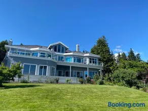 Ocean Park Villa - Image 1