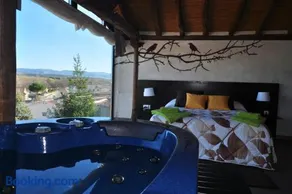 Suite rural con jacuzzi - Image 1