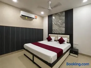 Hotel Triple A - Image 2