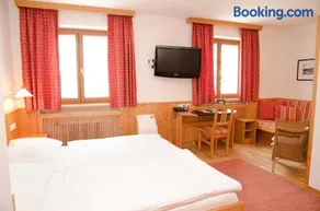 Hotel Gasthof König - Image 5