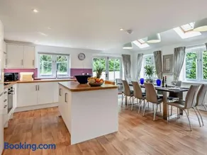5 Bed in Norwich oc-56103 - Image 5