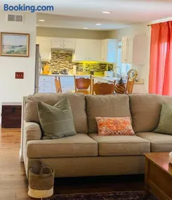 4Bd Spacious Oasis near wineries - Image 5