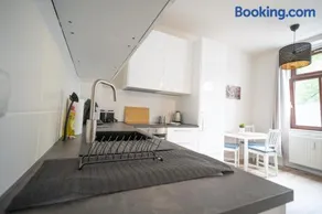 FullHouse - Zwickau - L96 - SmartTV - Nespresso - 2 Queensize Beds - Image 3