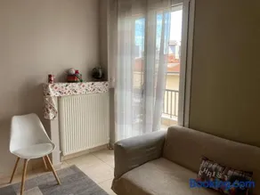 Small apartment, great view! - Image 4