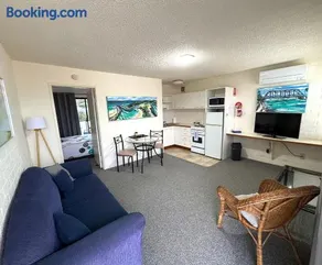 Narooma Palms Holiday Apartments - Image 3