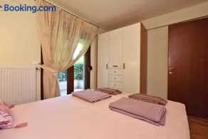Luxurious Sunny Villa near the beach with a pool - Image 3