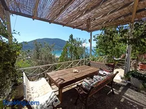 Heras Garden - Image 1
