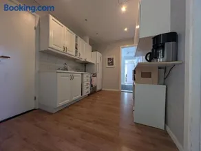 House. 80m2, near Lake, with car charge. - Image 3