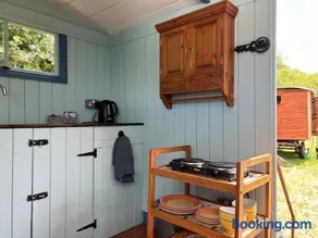 Bluebell Shepards hut - Image 4
