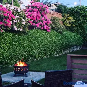 Garden Retreat • Deck Dining + Fire Pit - Image 2