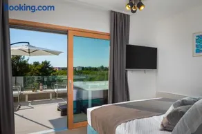 VILLA VM - Image 2
