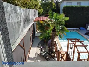 Logement entier, proche hyper centre, 2 étoiles SANS SPA - Image 1