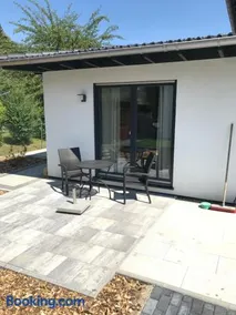 Schöne 1,5 Zimmer Wohnung mit Aussenterrasse, Nice small 1,5 room flat with an outside terrace - Image 1