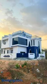 The Blue Lagoon Villa Udaipur - Image 1