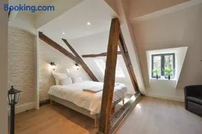 Puits de Jouvence, au coeur des commerces - Image 3