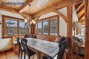 Village Lodge - Image 3