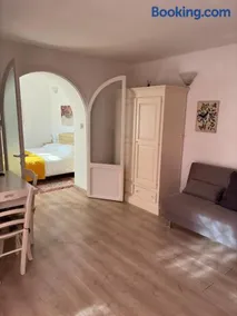 Marilyn's House 2 - Image 3