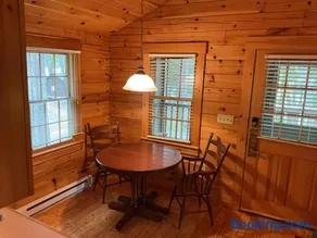 Rivers Edge Cabins - Deer Run - Image 2