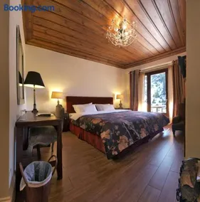 Grand Village boutique inn - Image 2