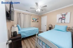 3-Bedroom Home with King Bed, Smart TVs & Fenced Yard - Image 3