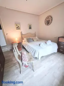Casa Perales, Luz y calma - Image 1