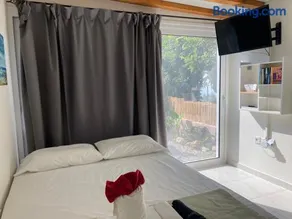 BananaHouse - Image 1
