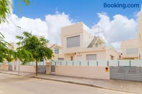Modern villa with pool jacuzzi and sea view - Image 2