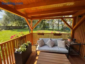 Domček pod Vežami s vírivkou a grilom, pri termálnom kúpalisku - Image 1